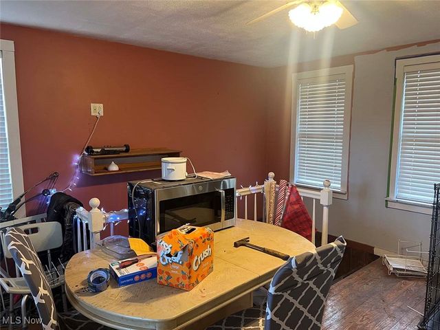 955 W Main Street, Washingtonville, OH 44490