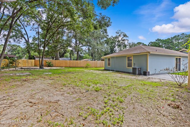 4722 FIRESIDE Drive W, Jacksonville, FL 32210