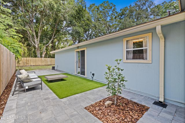 4722 FIRESIDE Drive W, Jacksonville, FL 32210