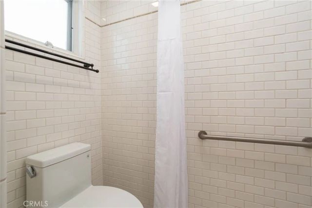 104 Onyx Avenue, Newport Beach, CA 92662