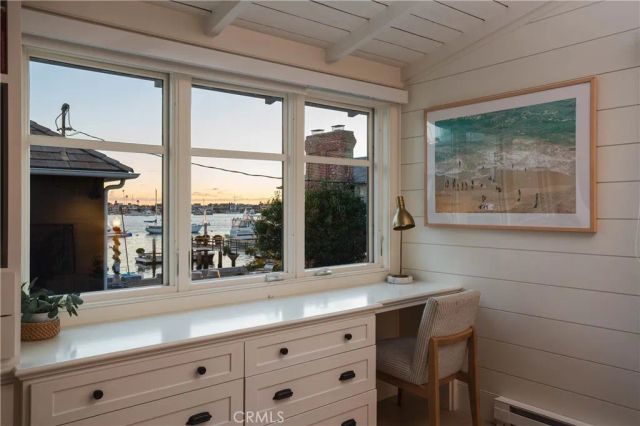 104 Onyx Avenue, Newport Beach, CA 92662