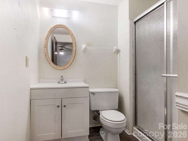 6534 Rollingridge Drive, Charlotte, NC 28211