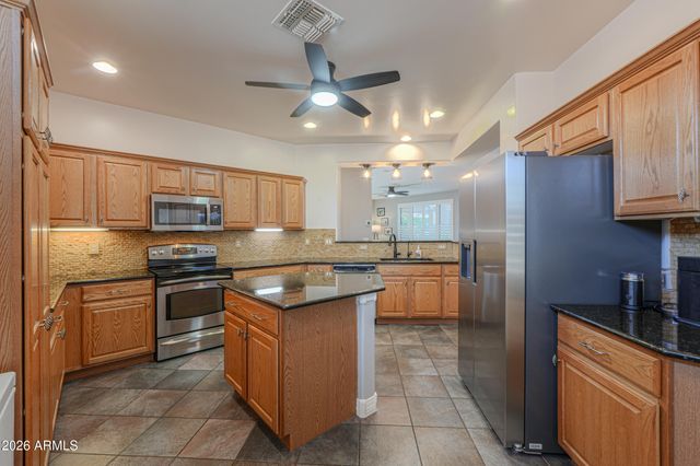 2467 E HANCOCK Trail, Casa Grande, AZ 85194