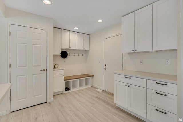 4194 S CAROLEEN WAY, Salt Lake City, UT 84124