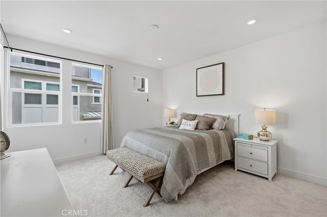208 Yerba, Irvine, CA 92618