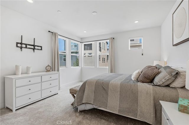 208 Yerba, Irvine, CA 92618