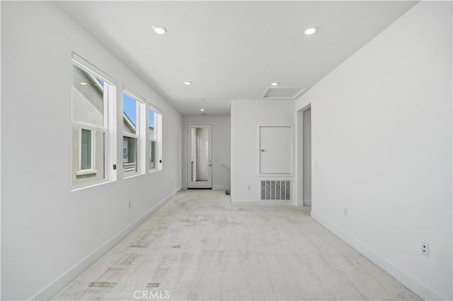 208 Yerba, Irvine, CA 92618