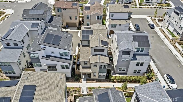 208 Yerba, Irvine, CA 92618