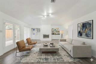 1823 Cherry Bend Drive, Houston, TX 77077