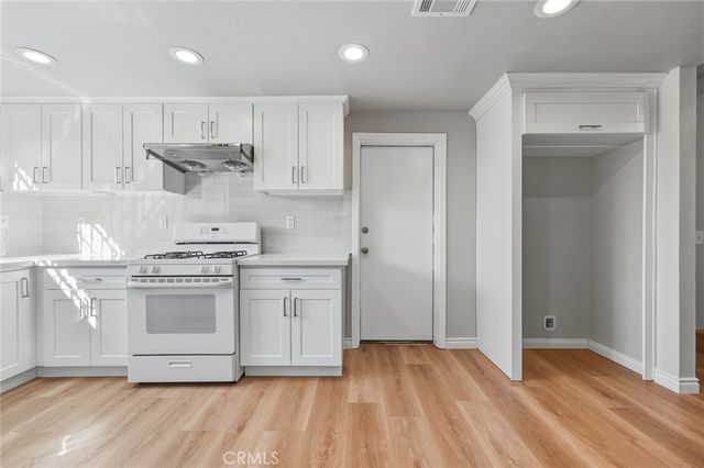 2555 Angelus Ave, Rosemead, CA 91770
