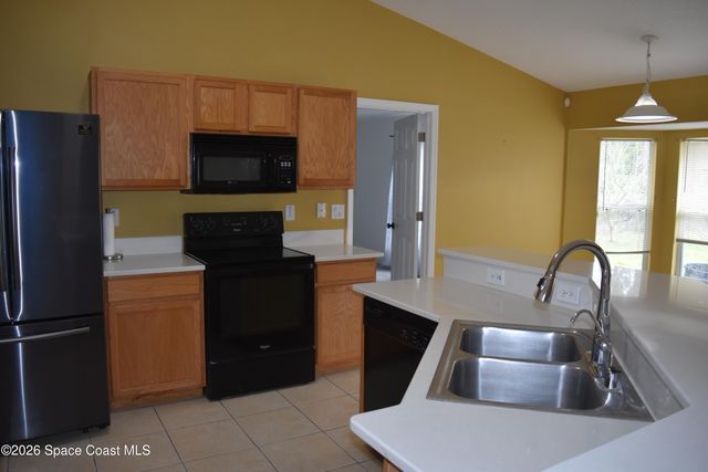 2749 Freehold Avenue SE, Palm Bay, FL 32909