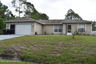 2749 Freehold Avenue SE, Palm Bay, FL 32909