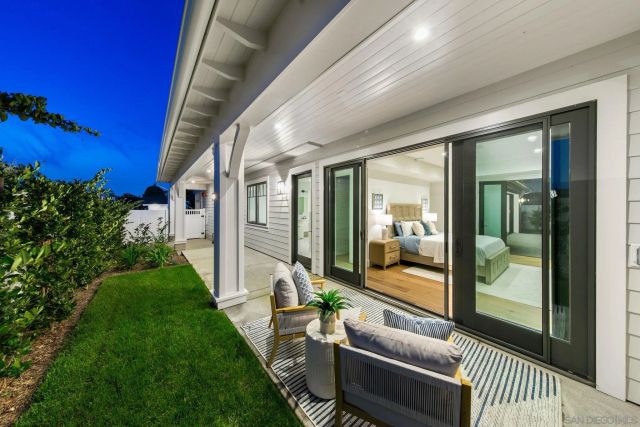 910 Balboa Ave, Coronado, CA 92118