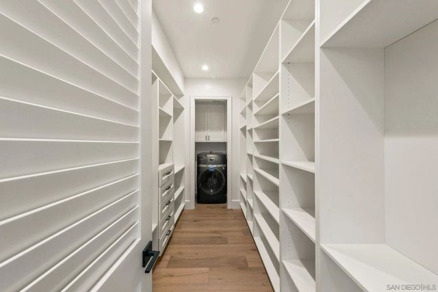 910 Balboa Ave, Coronado, CA 92118