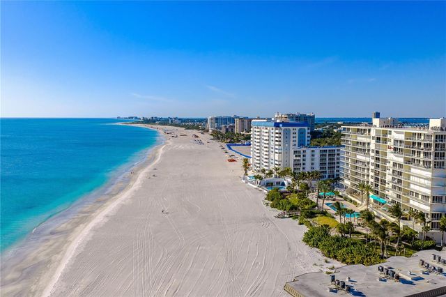 1800 BENJAMIN FRANKLIN DRIVE A905, Sarasota, FL 34236
