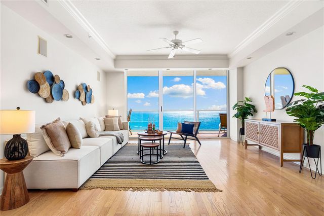 1800 BENJAMIN FRANKLIN DRIVE A905, Sarasota, FL 34236