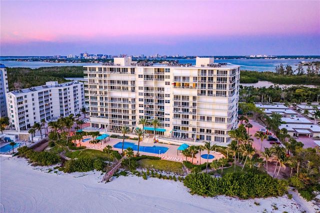 1800 BENJAMIN FRANKLIN DRIVE A905, Sarasota, FL 34236