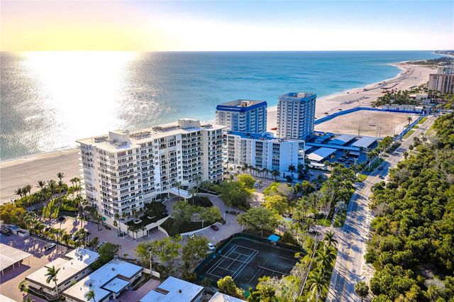 1800 BENJAMIN FRANKLIN DRIVE A905, Sarasota, FL 34236