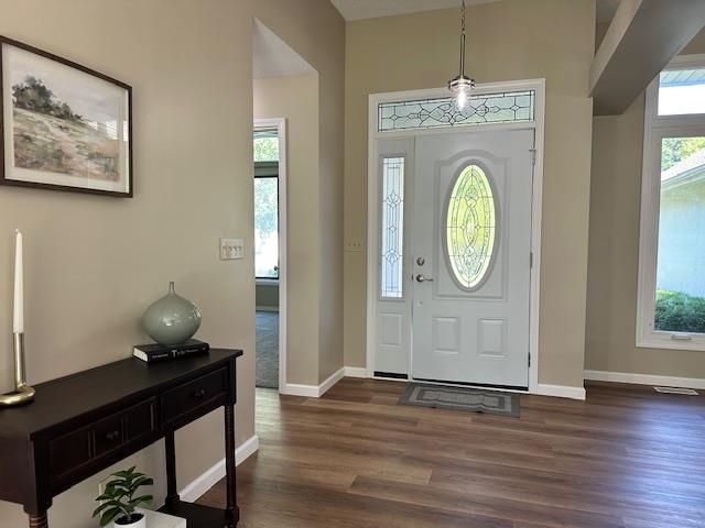 3201 N Lakecrest, Wichita, KS 67205