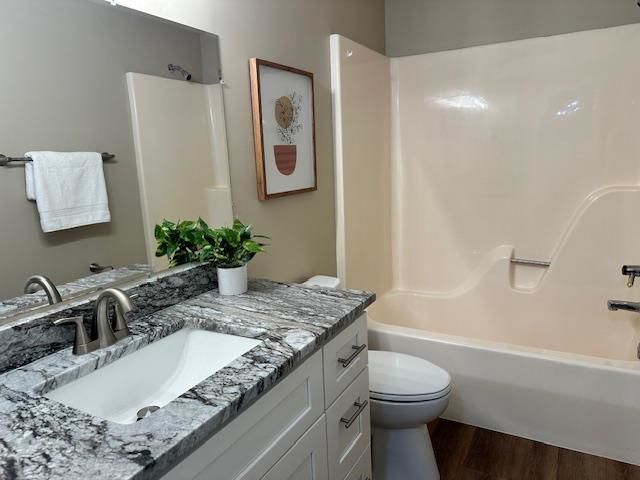 3201 N Lakecrest, Wichita, KS 67205