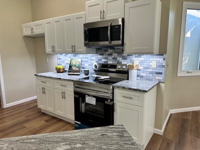 3201 N Lakecrest, Wichita, KS 67205