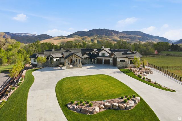 1034 S 9150 E, Huntsville, UT 84317