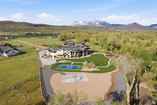 1034 S 9150 E, Huntsville, UT 84317