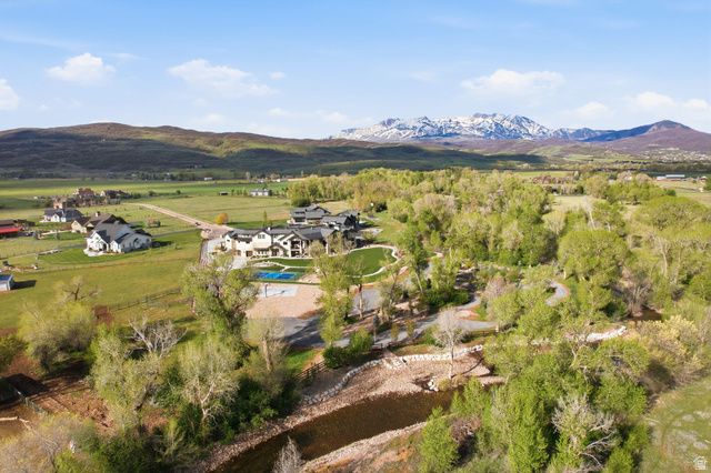 1034 S 9150 E, Huntsville, UT 84317