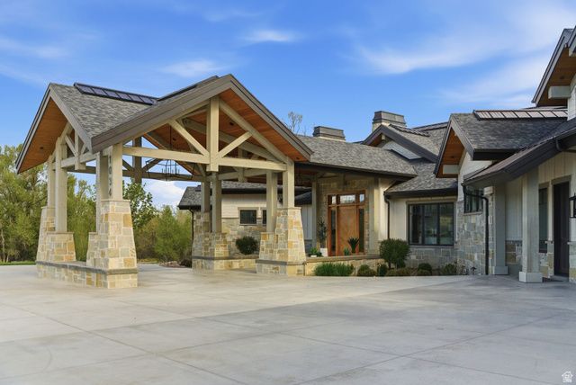 1034 S 9150 E, Huntsville, UT 84317