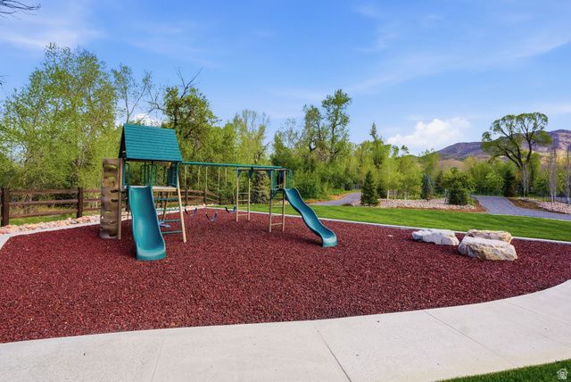 1034 S 9150 E, Huntsville, UT 84317