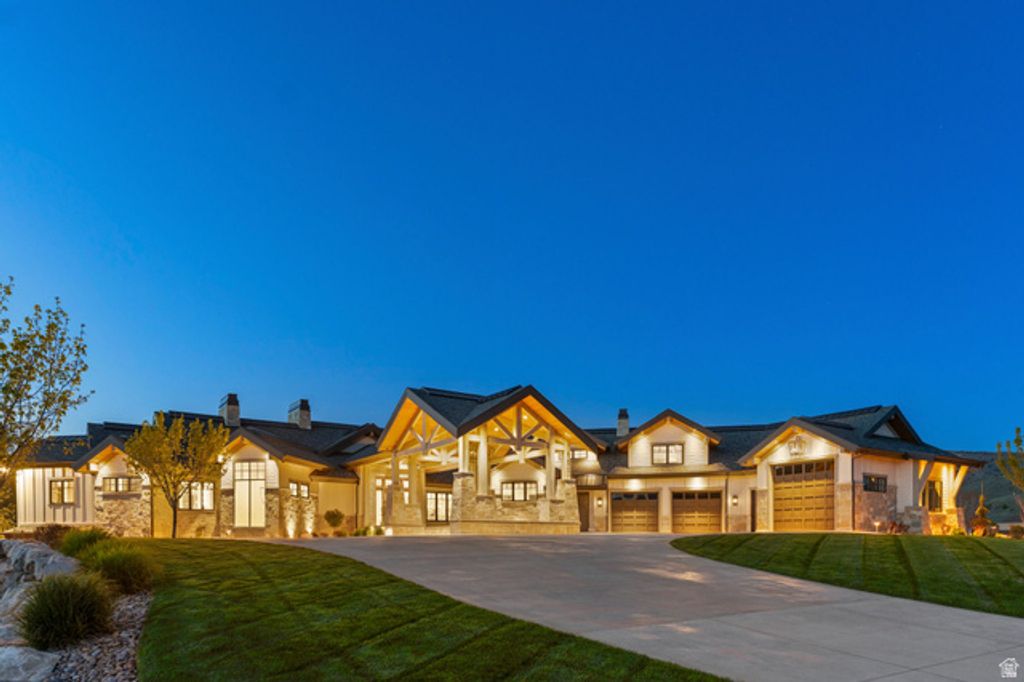 1034 S 9150 E, Huntsville, UT 84317