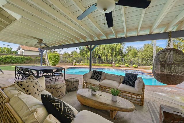 403 Horizon View Dr, Chula Vista, CA 91910