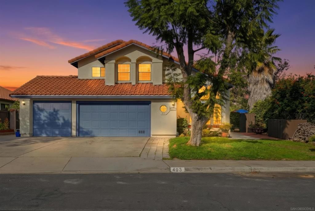Image 2 of property listing at 403 Horizon View Dr, Chula Vista, CA 91910