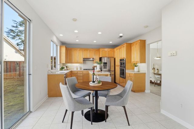 37521 Summer Holly Cmn, Fremont, CA 94536