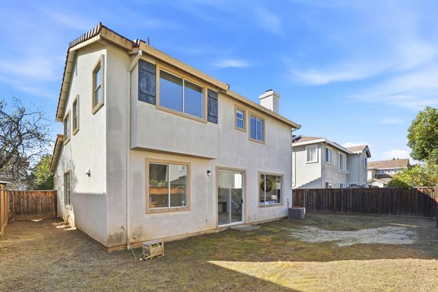 37521 Summer Holly Cmn, Fremont, CA 94536