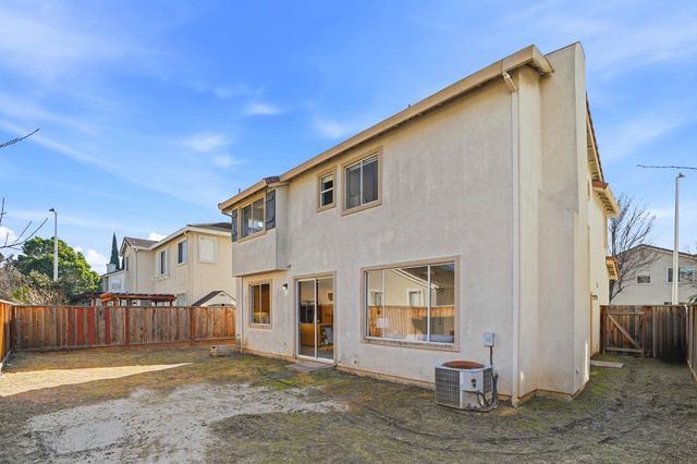 37521 Summer Holly Cmn, Fremont, CA 94536