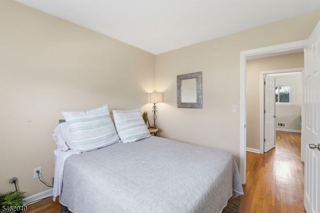 313 N Gaston Ave, Somerville Boro, NJ 08876