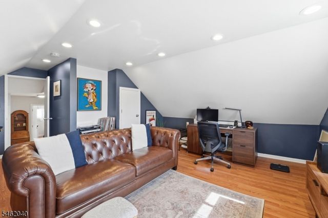313 N Gaston Ave, Somerville Boro, NJ 08876