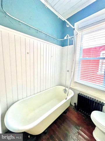 213 E ROSS ST, Lancaster, PA 17602