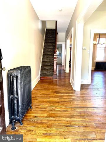 213 E ROSS ST, Lancaster, PA 17602