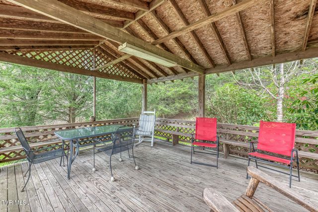 261 Calvary Lane, Mountain City, TN 37683