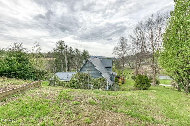 261 Calvary Lane, Mountain City, TN 37683