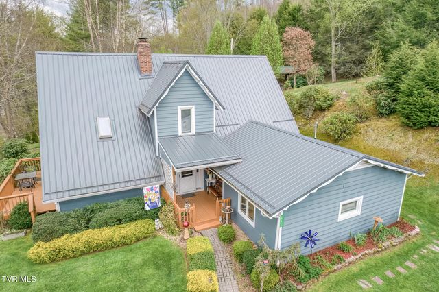 261 Calvary Lane, Mountain City, TN 37683