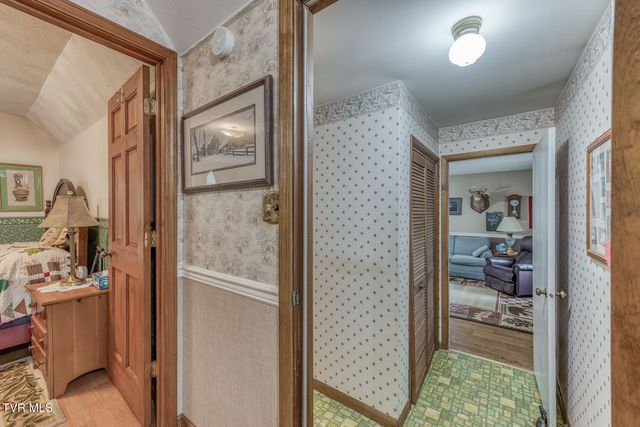 261 Calvary Lane, Mountain City, TN 37683