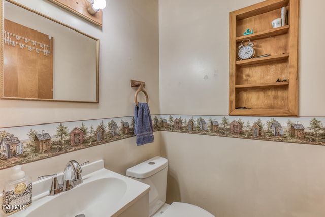 261 Calvary Lane, Mountain City, TN 37683