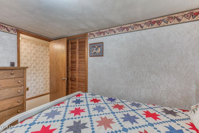 261 Calvary Lane, Mountain City, TN 37683