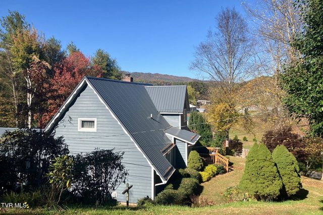 261 Calvary Lane, Mountain City, TN 37683