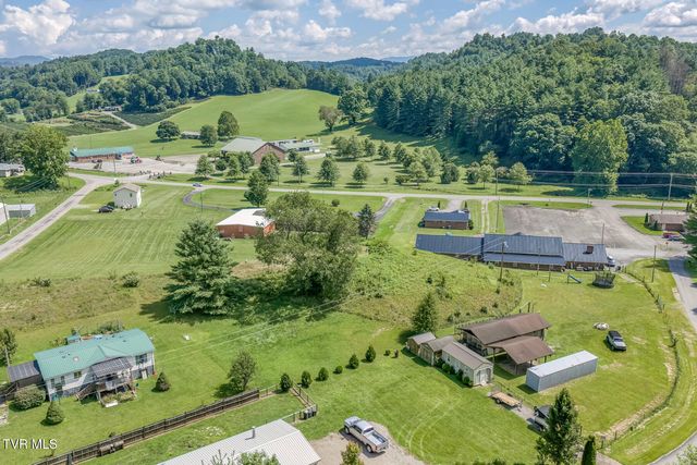 261 Calvary Lane, Mountain City, TN 37683