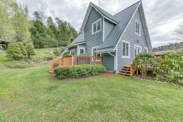 261 Calvary Lane, Mountain City, TN 37683