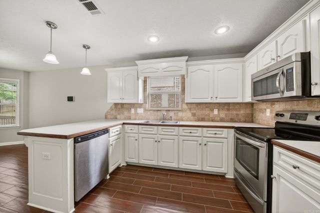 25 Highplains Drive, Cabot, AR 72023